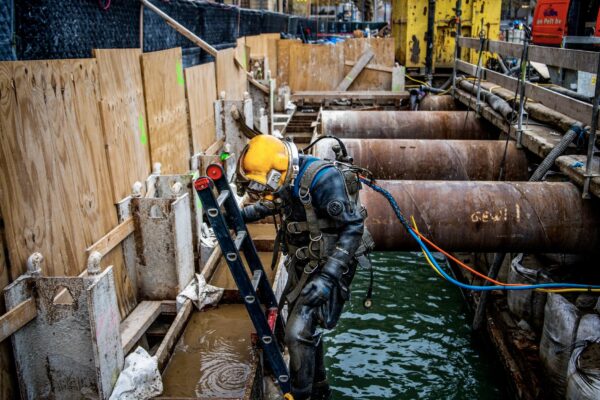 How to create space underwater for 7000 bicycles in the heart of Amsterdam?